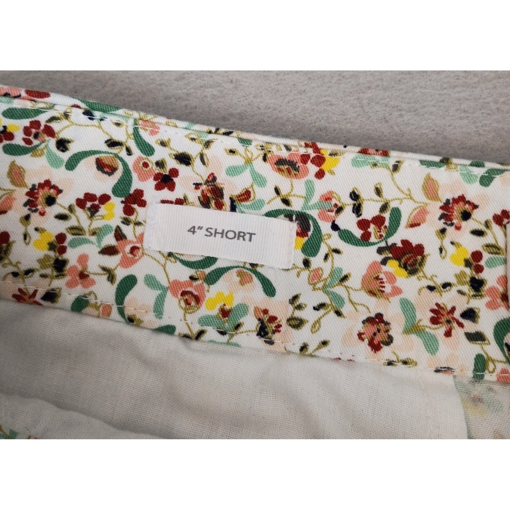 Ann Taylor LOFT Shorts 4 inch Chino Women Size 4 Floral Cottagecore Pretty - Picture 3 of 12